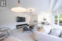 103 WEST DEANE PARK DRIVE | Toronto Ontario | Slide Image Nine