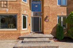 5289 FALLINGBROOK DRIVE | Mississauga Ontario | Slide Image Three