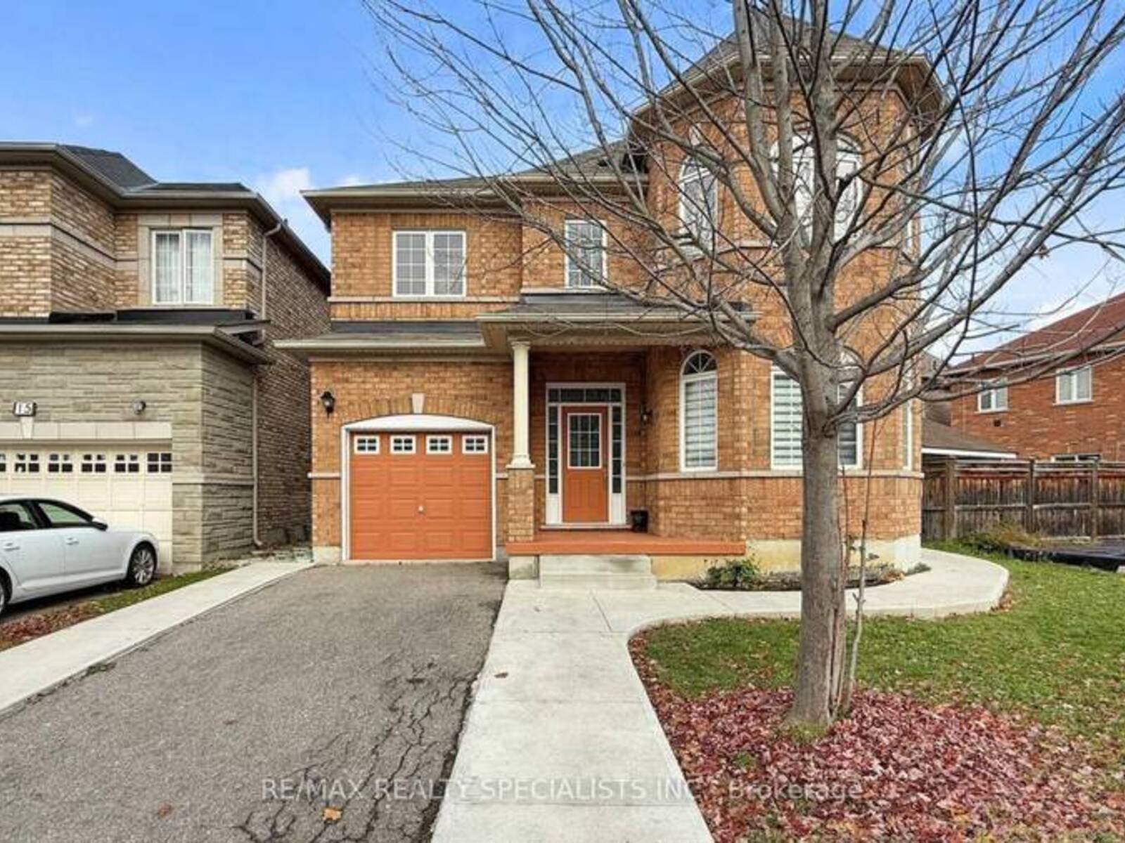 13 LEDGEROCK ROAD, Brampton, Ontario L6P 2L8