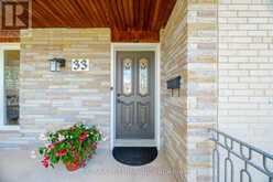 33 BELLEGLADE COURT | Toronto Ontario | Slide Image Eight