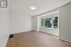 3 GREENACRES ROAD | Toronto Ontario | Slide Image Eleven
