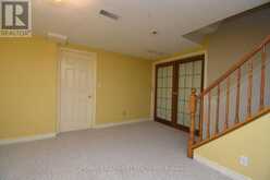 715 BATEMAN COURT | Burlington Ontario | Slide Image Thirty-eight