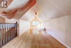 11 LORNE AVENUE | Hamilton Ontario | Slide Image Fifteen