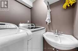 106 CLARION CRESCENT | Markham Ontario | Slide Image Thirty