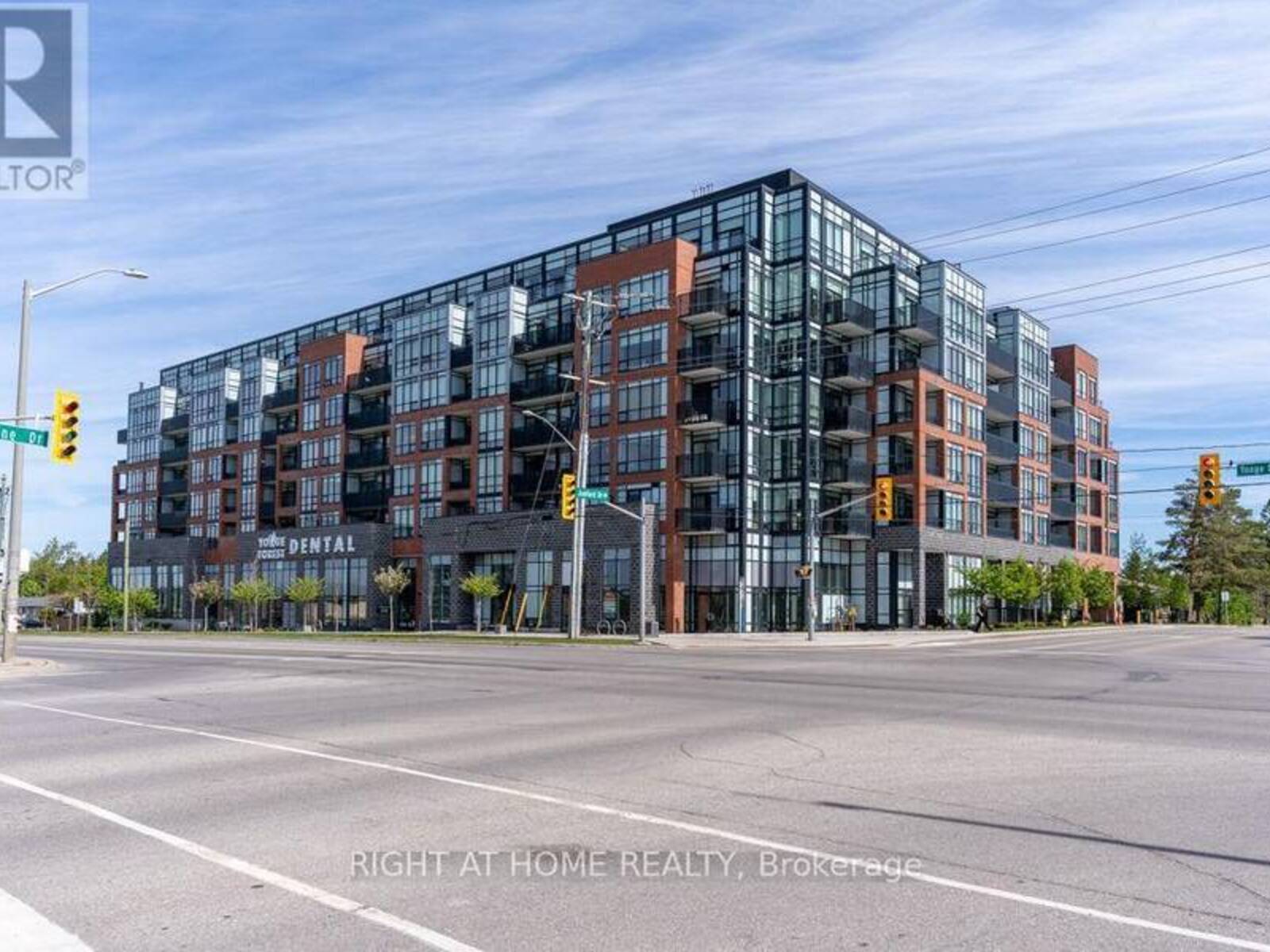 409 - 681 YONGE STREET, Barrie, Ontario L4N 4E8