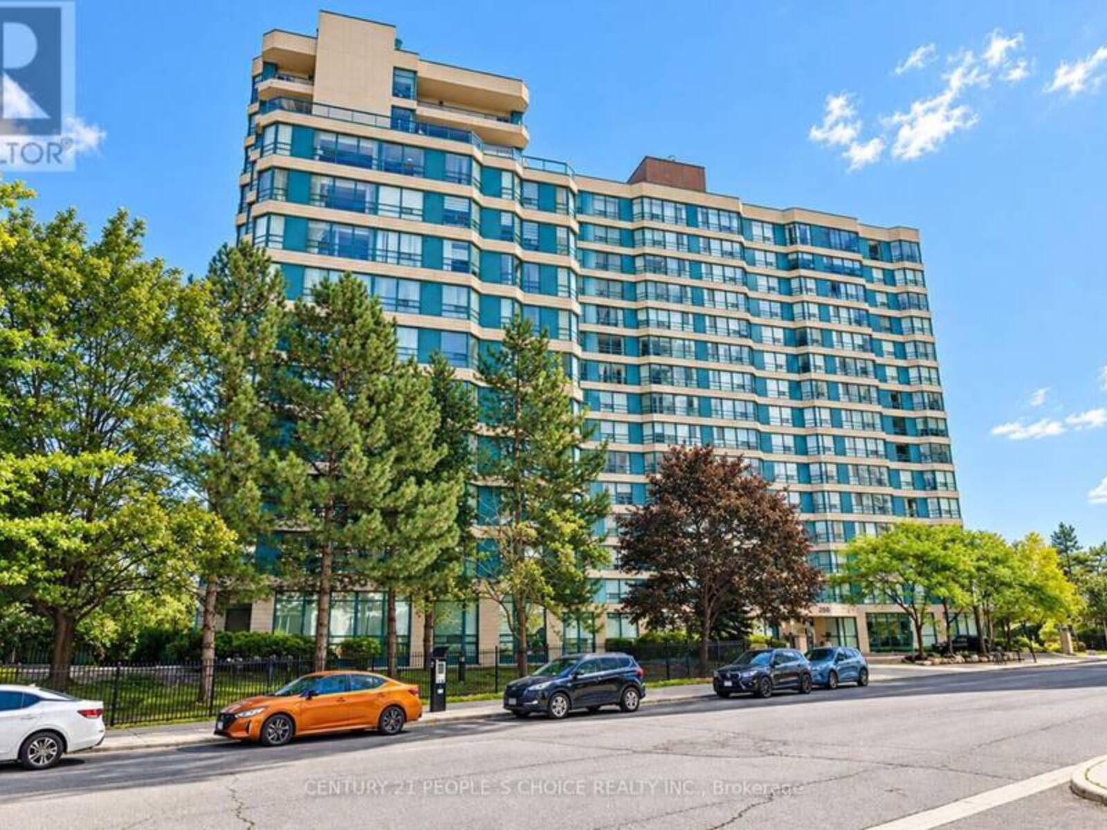 1015 - 250 WEBB DRIVE, Mississauga, Ontario L5B 3Z4
