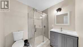 15 GAINSBOROUGH ROAD | Brampton Ontario | Slide Image Eight