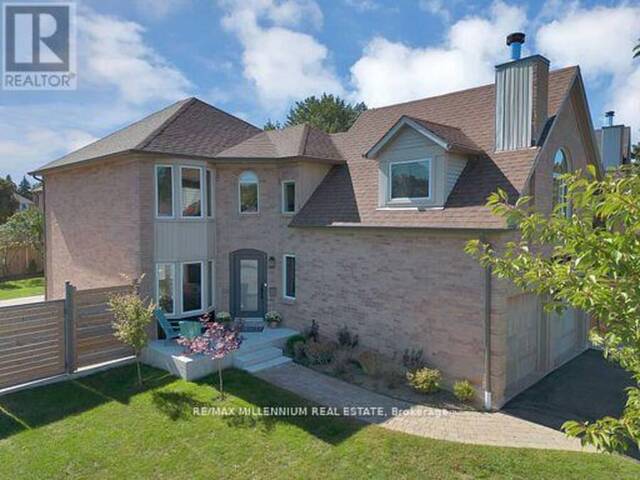 4165 CREDIT POINTE DRIVE Mississauga Ontario, L5M 3K3 - 4 Bedrooms Home For Sale