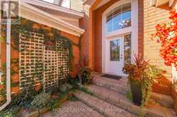 437 BEAVER CREEK ROAD | Waterloo Ontario | Slide Image Five