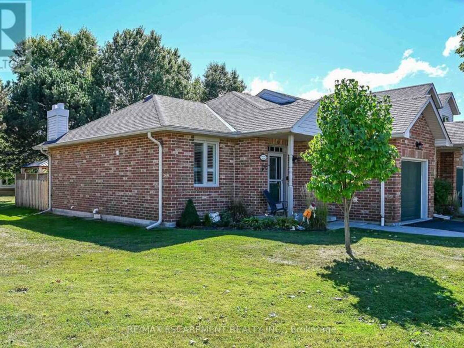 69 NATALIA AVENUE, Hamilton, Ontario L0R 1W0