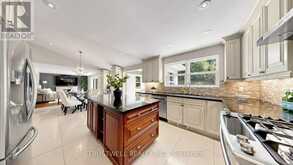 23 SHAWFIELD CRESCENT | Toronto Ontario | Slide Image Twelve