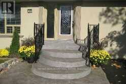 102 HUMBER CRESCENT | King Ontario | Slide Image Two