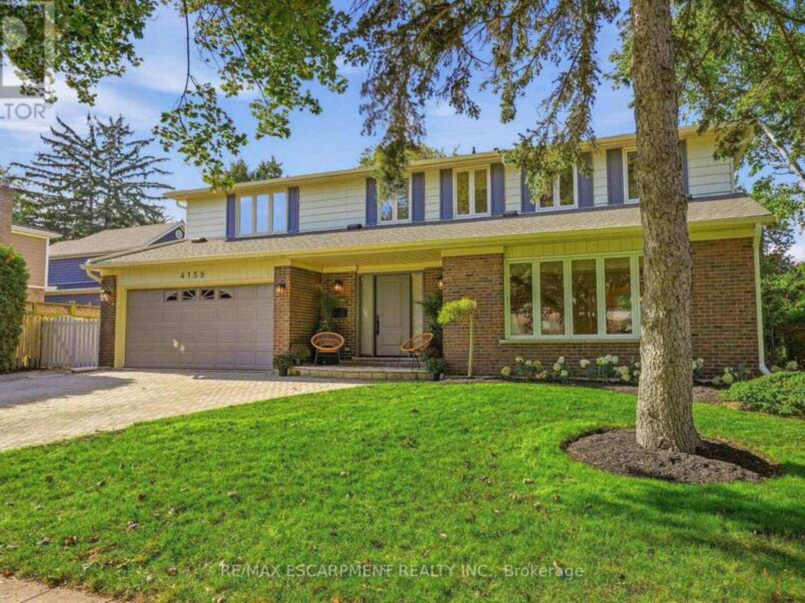 4159 SPRUCE AVENUE, Burlington, Ontario L7L 1K8