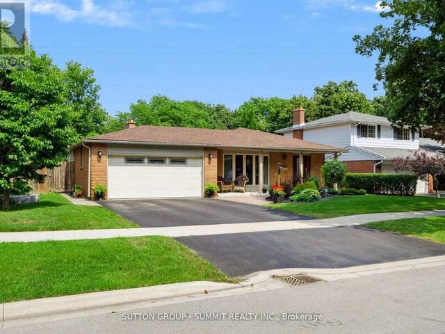 659 CHERRYWOOD DRIVE Burlington Ontario, L7T 3W9 - 4 Bedrooms Home For Sale