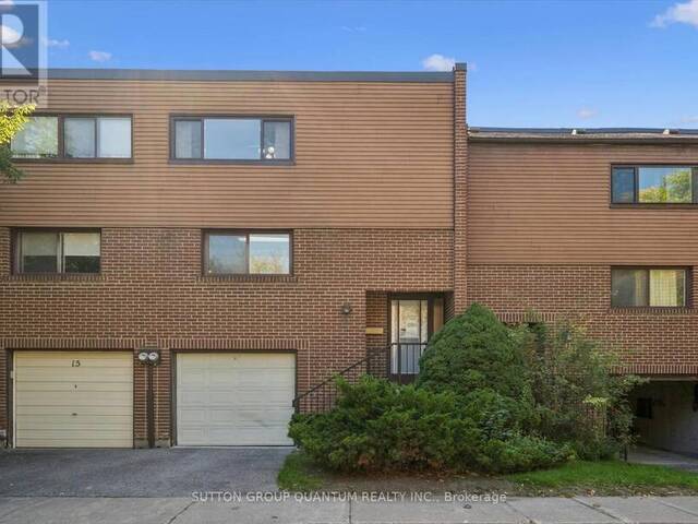 32 - 13 BURNT MEADOWAY Toronto Ontario, M2H 2V2 - 3 Bedrooms Condo For Sale