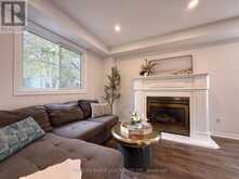 12 GILES COURT | Whitby Ontario | Slide Image Thirteen
