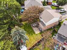 12 GILES COURT | Whitby Ontario | Slide Image Forty-two