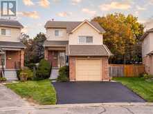 12 GILES COURT | Whitby Ontario | Slide Image Four
