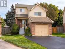 12 GILES COURT | Whitby Ontario | Slide Image Five