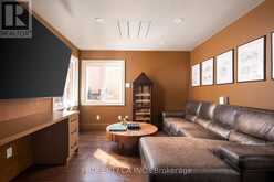 72 DEVONSLEIGH BOULEVARD | Richmond Hill Ontario | Slide Image Eight