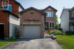 10 CORRIE CRESCENT | Angus Ontario | Slide Image One