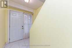 85 ENMOUNT DRIVE | Brampton Ontario | Slide Image Five