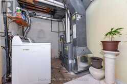 85 ENMOUNT DRIVE | Brampton Ontario | Slide Image Eight