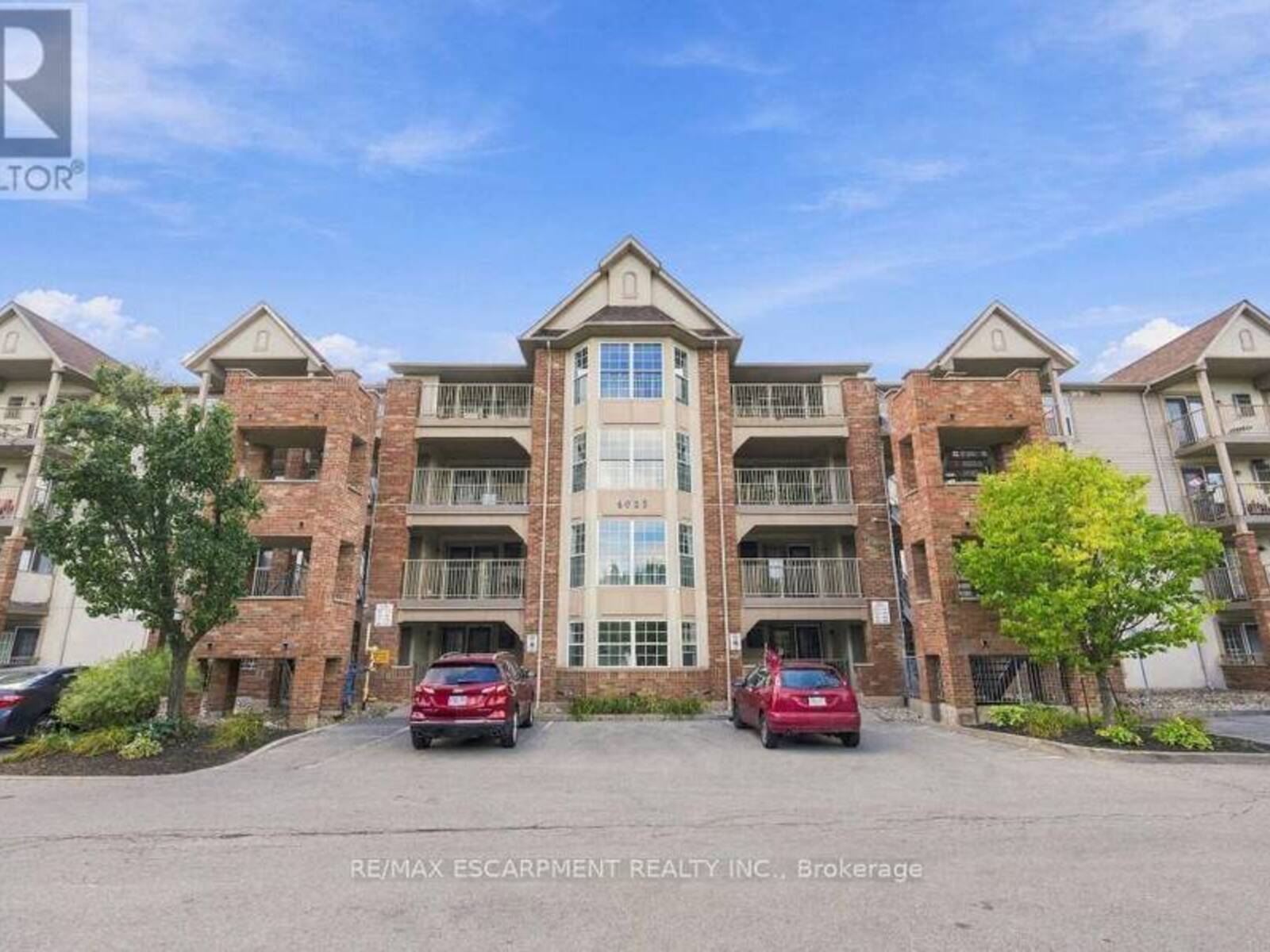 310 - 4025 KILMER DRIVE, Burlington, Ontario L7M 4M5
