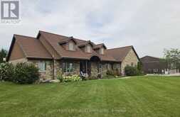 1532 KERR LINE | Wallaceburg Ontario | Slide Image One