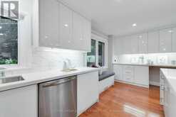 21 BELVIDERE AVENUE | Toronto Ontario | Slide Image Twelve