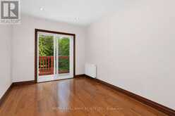 8 DAVIES CRESCENT | Toronto Ontario | Slide Image Sixteen