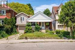 8 DAVIES CRESCENT | Toronto Ontario | Slide Image One
