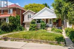 8 DAVIES CRESCENT | Toronto Ontario | Slide Image Thirty-nine