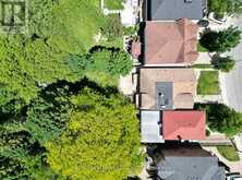 8 DAVIES CRESCENT | Toronto Ontario | Slide Image Forty-two