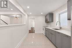 8 DAVIES CRESCENT | Toronto Ontario | Slide Image Seven