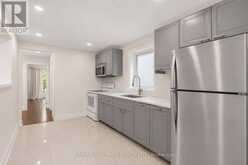8 DAVIES CRESCENT | Toronto Ontario | Slide Image Nine