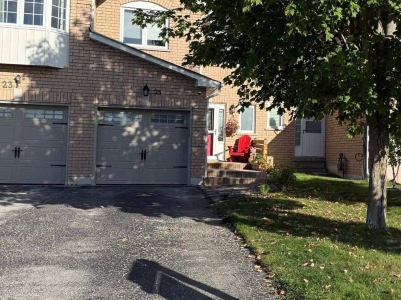 25 MAINPRIZE CRESCENT, East Gwillimbury, Ontario L0G 1M0