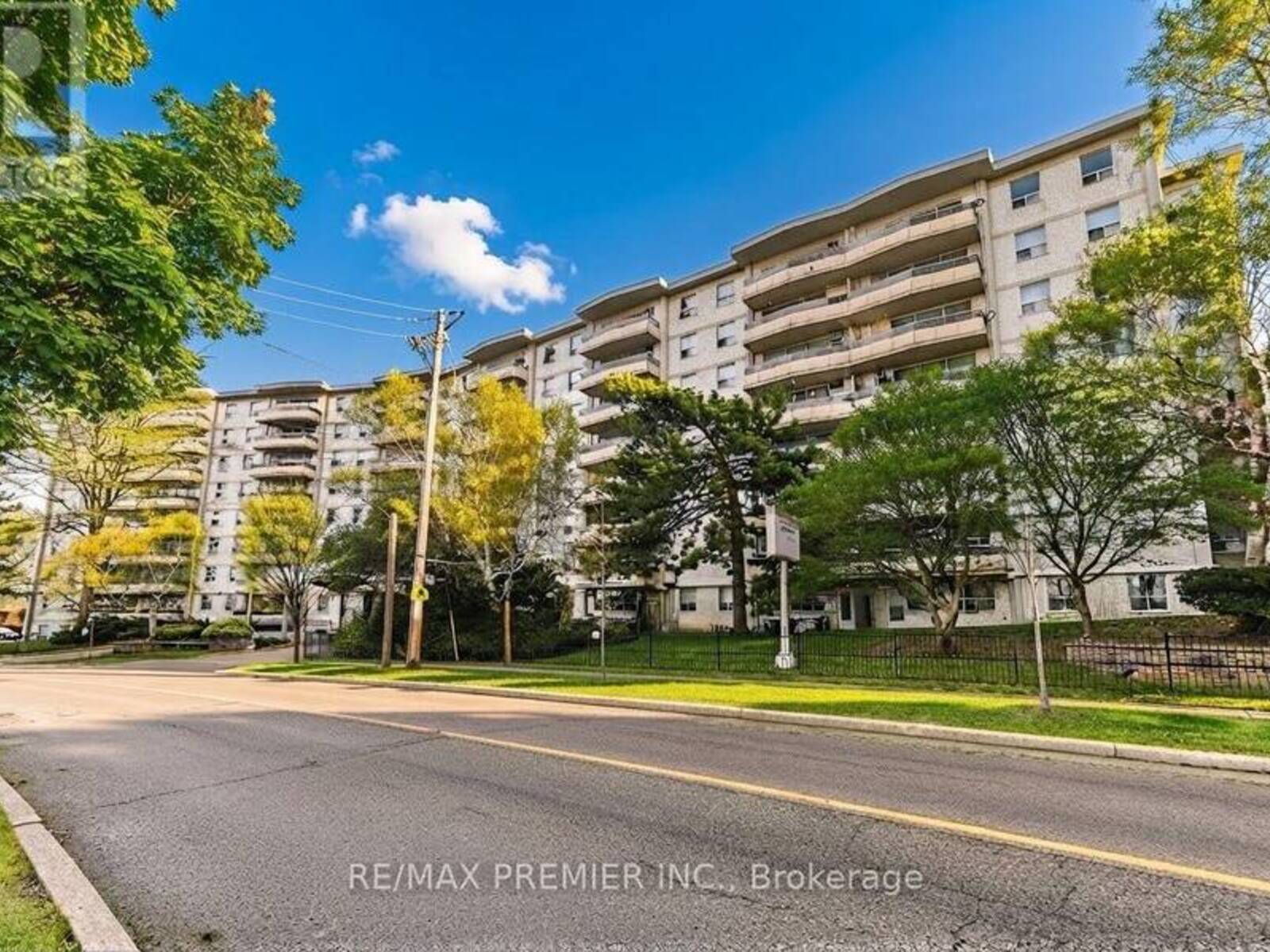 614 - 80 GRANDRAVINE DRIVE, Toronto, Ontario M3J 1B2