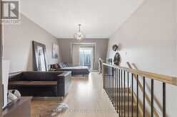39 LOBO MEWS | Toronto Ontario | Slide Image Seventeen