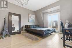 39 LOBO MEWS | Toronto Ontario | Slide Image Eighteen