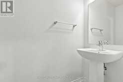 3048 BLACKTUSK COMMON | Oakville Ontario | Slide Image Nine