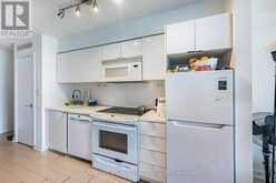 541 - 15 ICEBOAT TERRACE | Toronto Ontario | Slide Image Thirteen