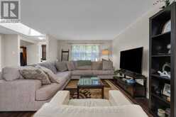 17 BENJAMIN LANE | Barrie Ontario | Slide Image Eight