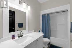 184 GOLDEN MEADOW ROAD | Barrie Ontario | Slide Image Eight