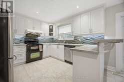 2542 POLLARD DRIVE | Mississauga Ontario | Slide Image Sixteen