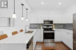 1046 AGRAM DRIVE | Oakville Ontario | Slide Image Thirteen