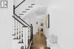 1046 AGRAM DRIVE | Oakville Ontario | Slide Image Six