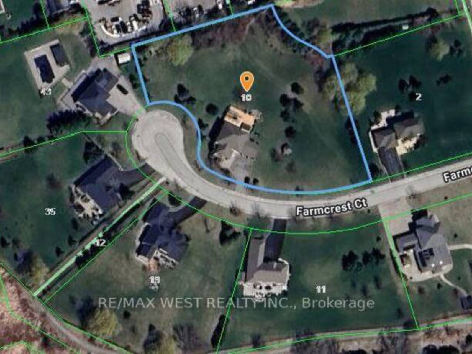 10 FARMCREST COURT, Nobleton, Ontario L0G 1N0