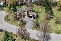 10 FARMCREST COURT | Nobleton Ontario | Slide Image Two