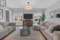 10 FARMCREST COURT | Nobleton Ontario | Slide Image Eight